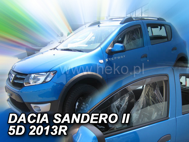 Sandero step před